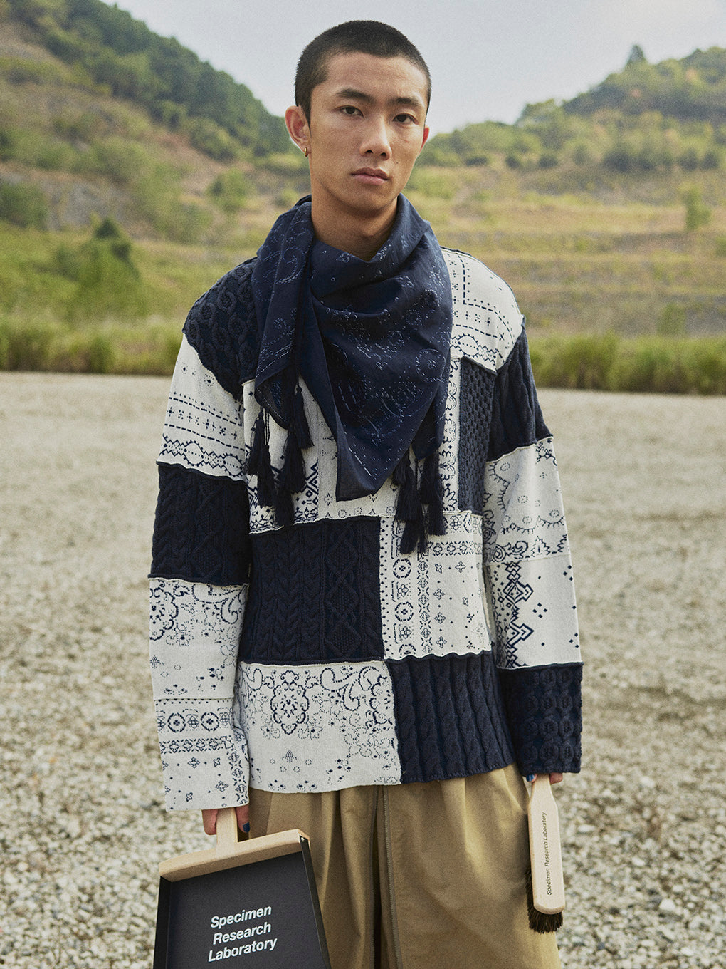 PAGE2026 #3 BANDANNA KNIT TOP