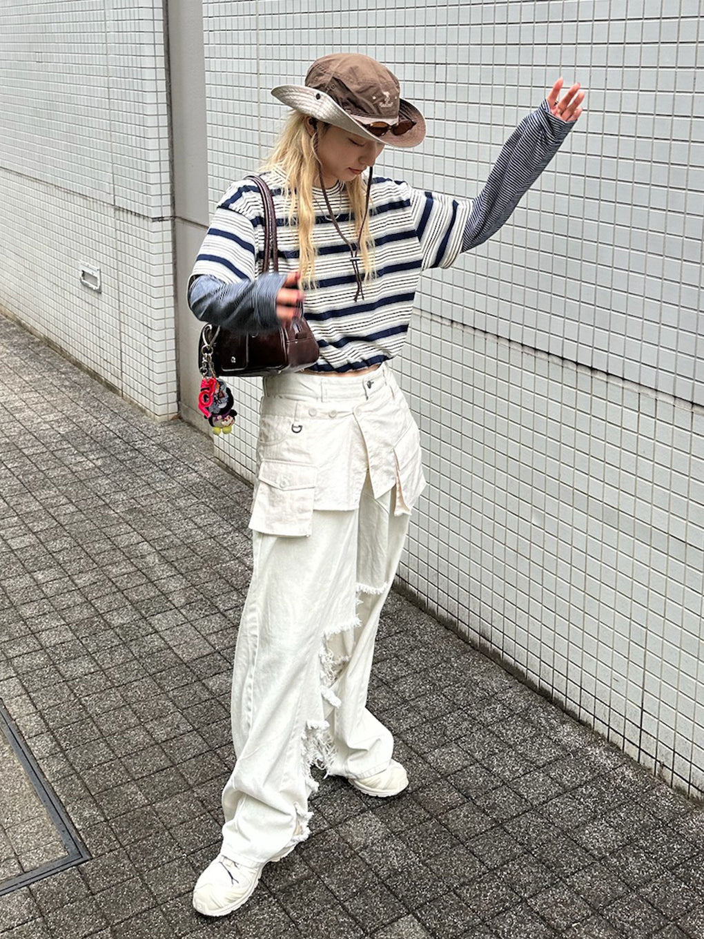 LAYERED BORDER LS TEE