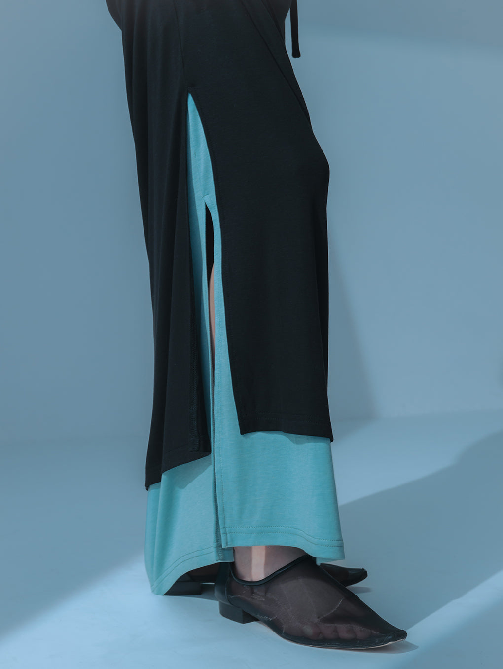 MELLOW CUT SHIRRING SKIRT