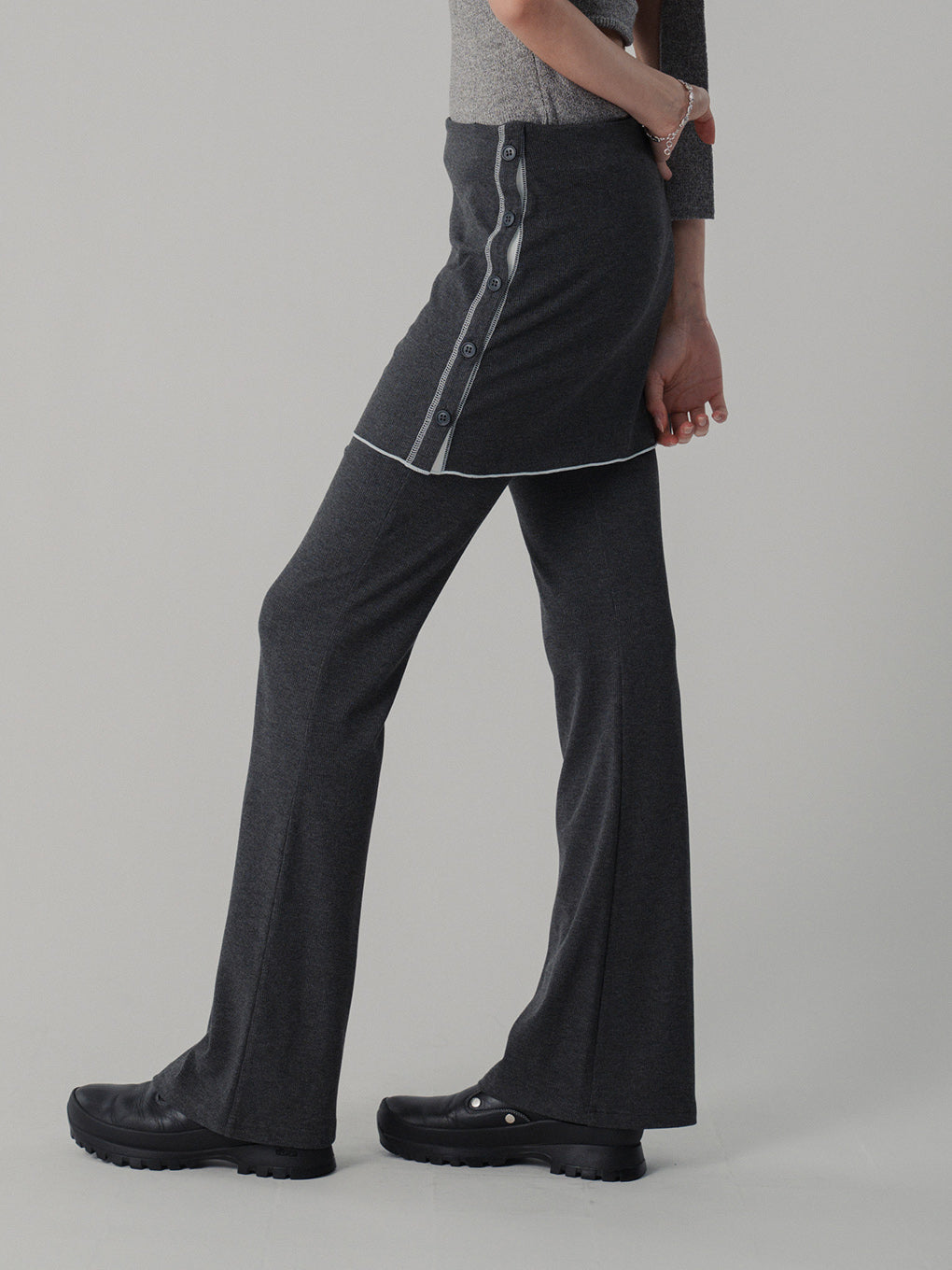 MELLOW RIB SKIRT PANTS