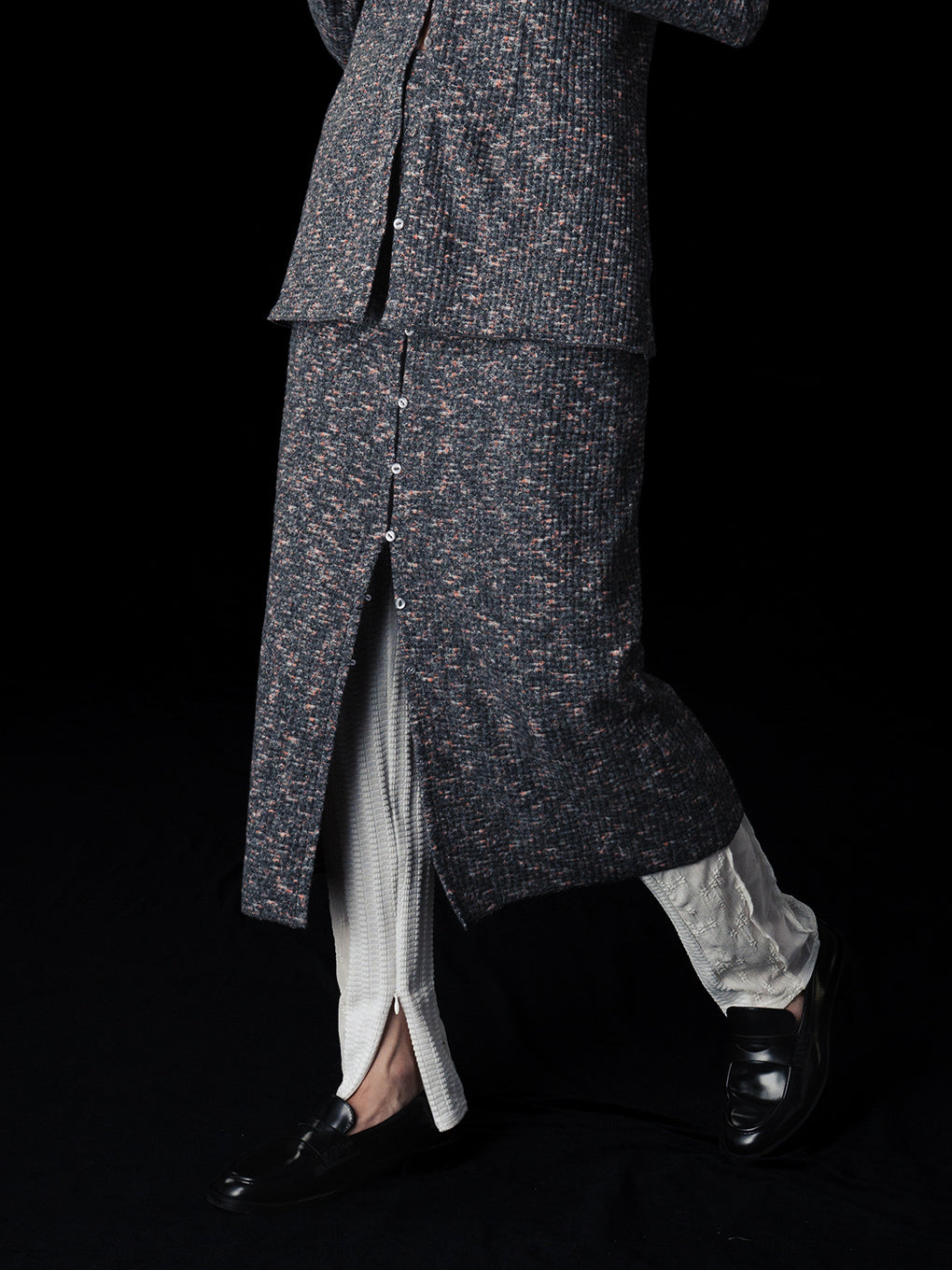 BtoF COZY CUTSEW SKIRT