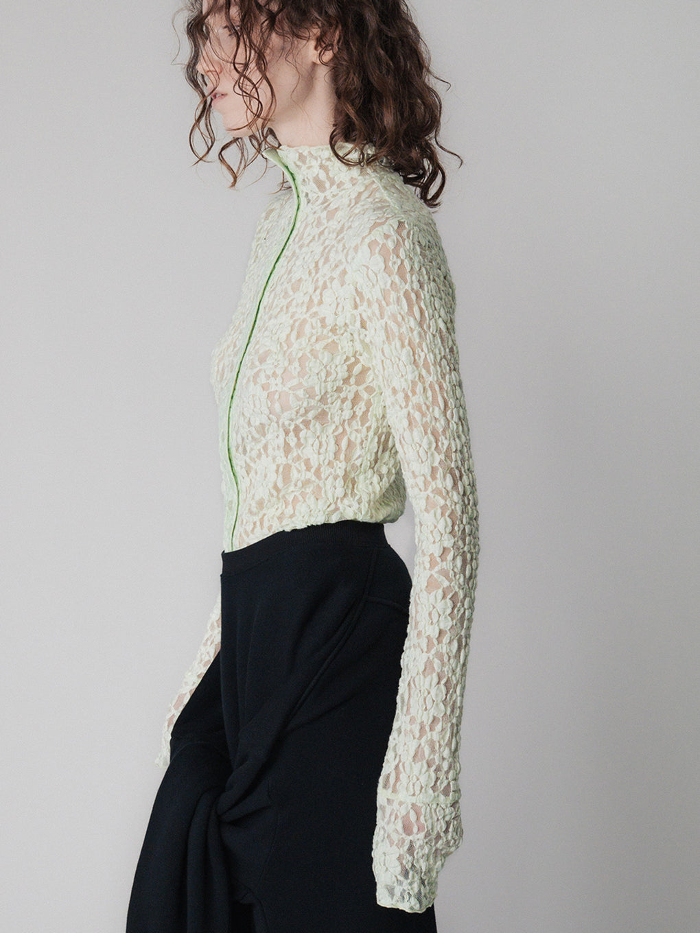 #2 BtoF PLUMP LACE TOP