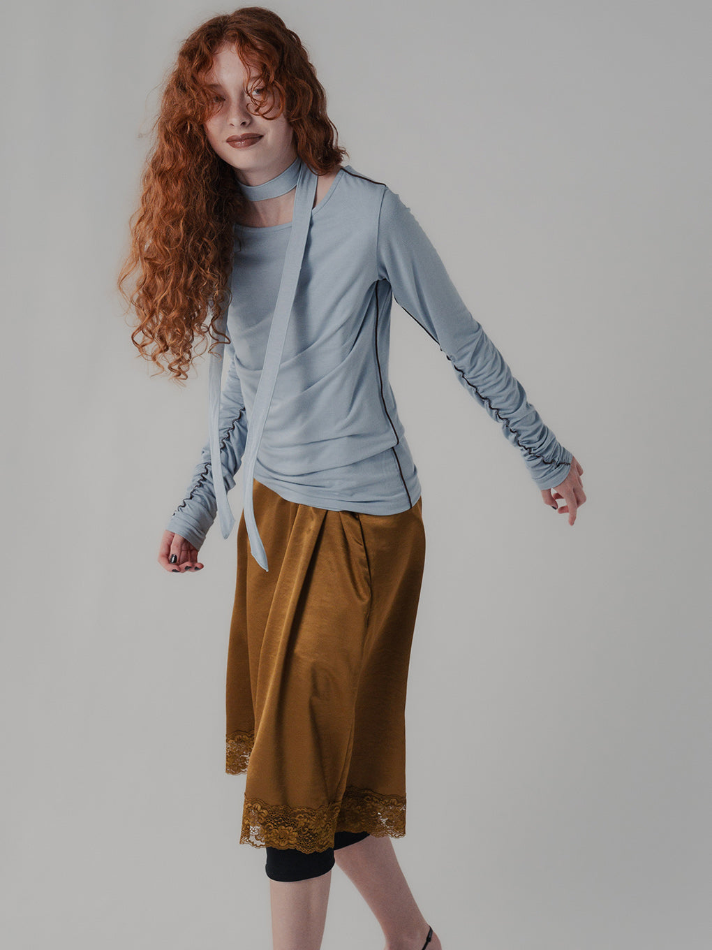 TIE WITH PIPING LS TOP