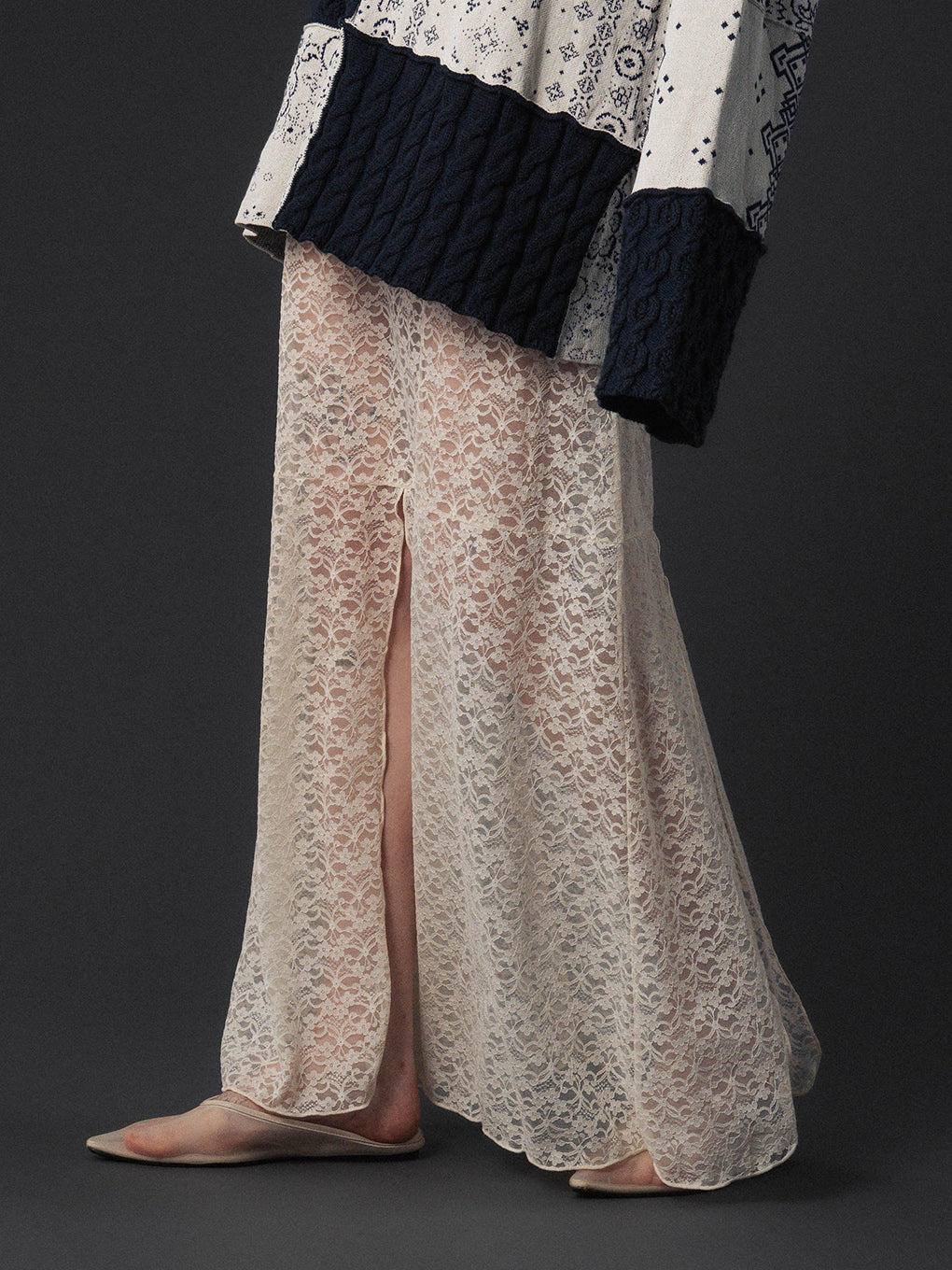 BtoF LACE SQUID SKIRT