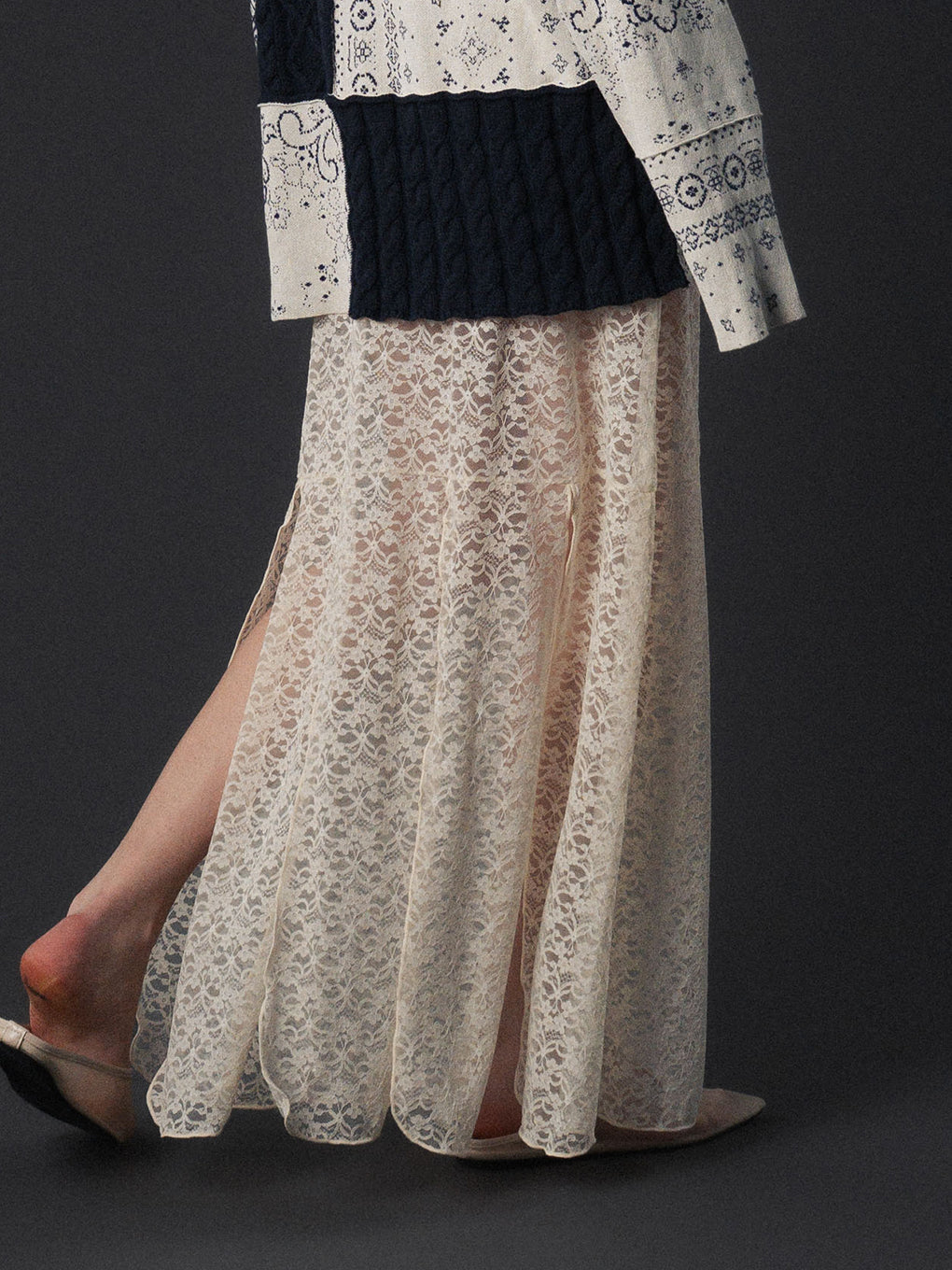 BtoF LACE SQUID SKIRT