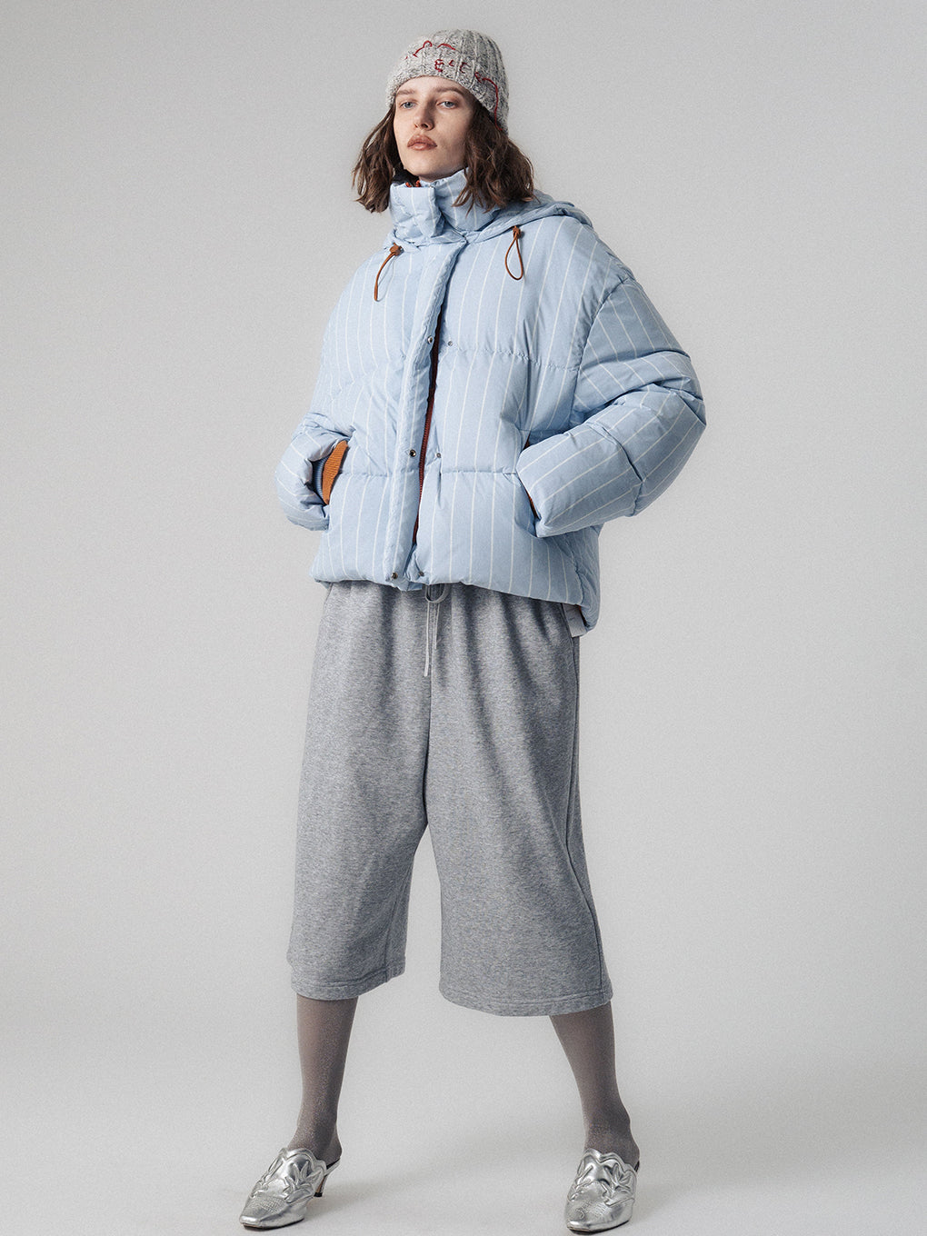 UNIVERSAL DOWN JACKET