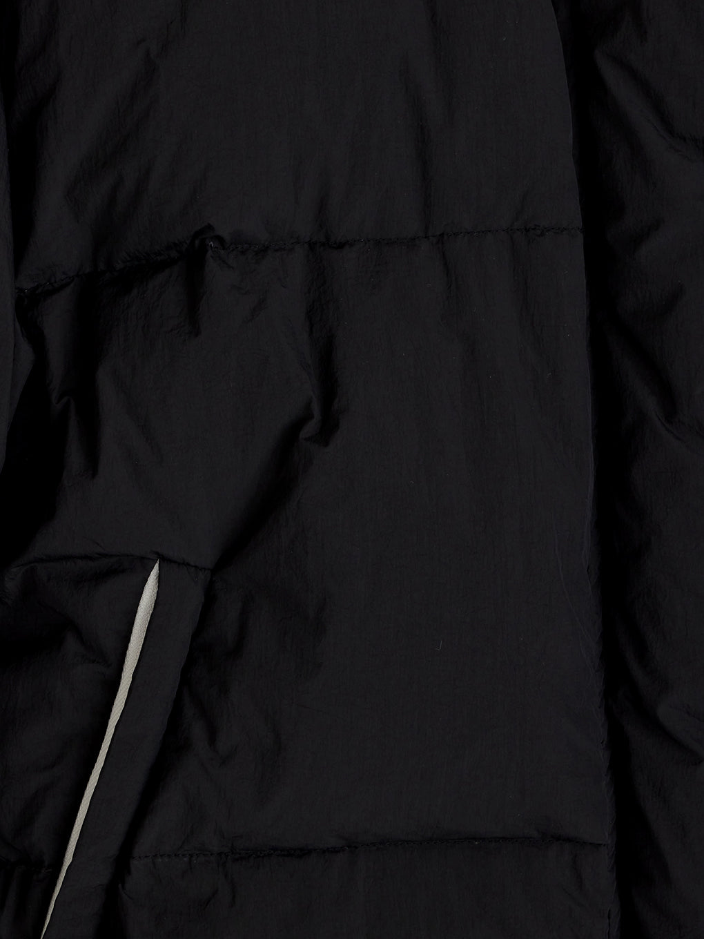 UNIVERSAL DOWN JACKET