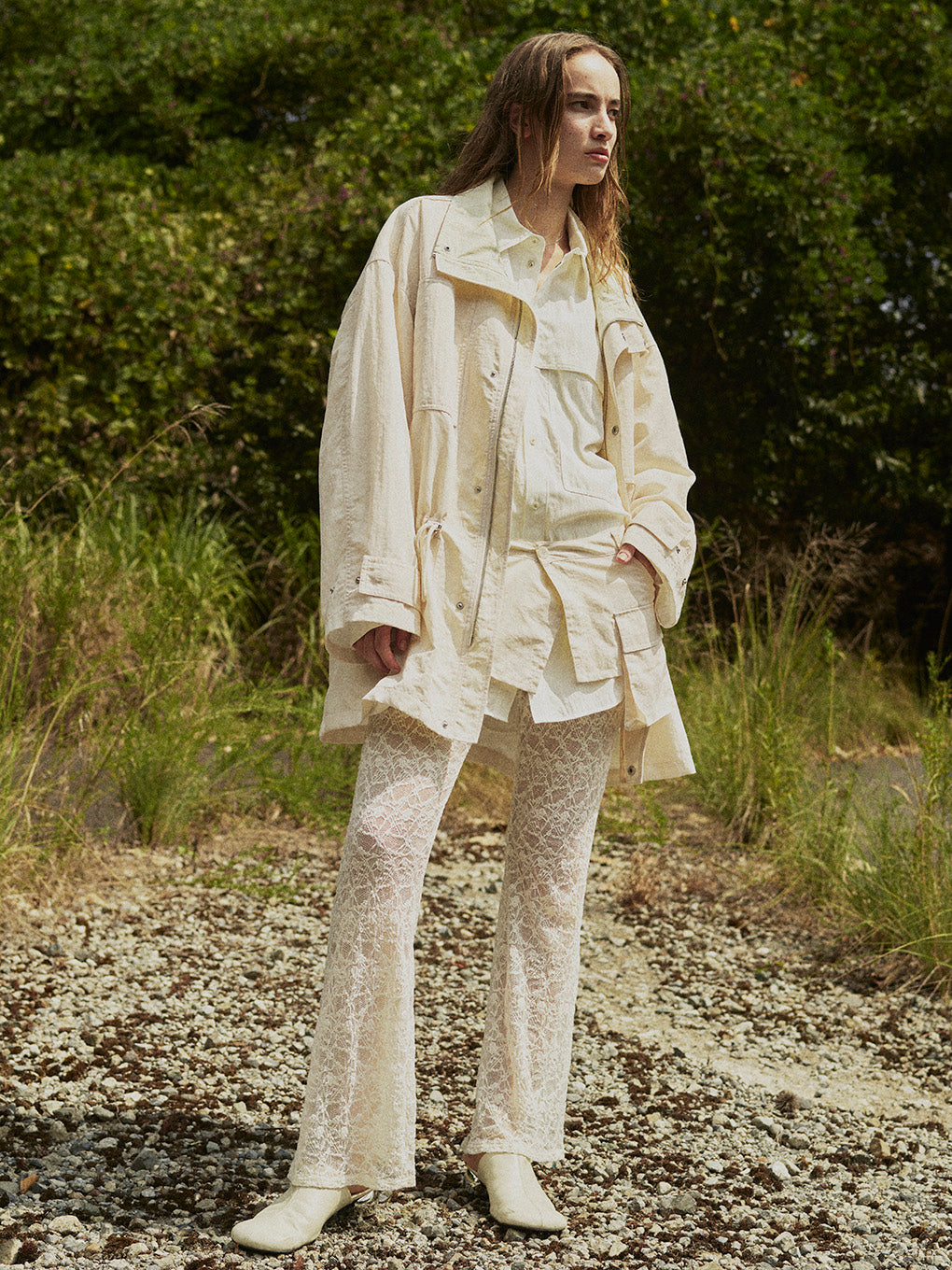 LACE FLARE PANTS