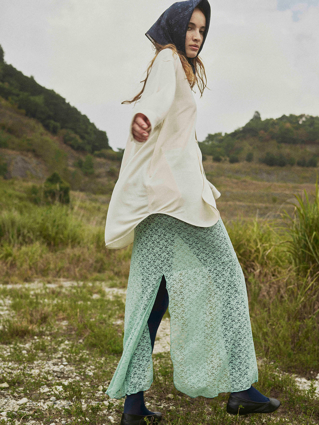 BtoF LACE SQUID SKIRT