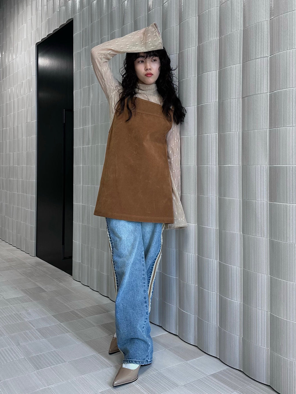 MINIMUM APRON