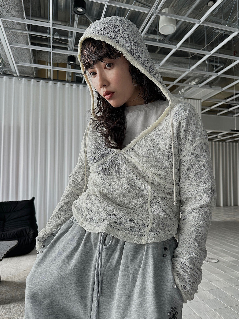 LACE HOODIE TOP
