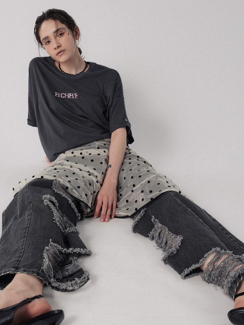 ELCHELE BROWSING TEE