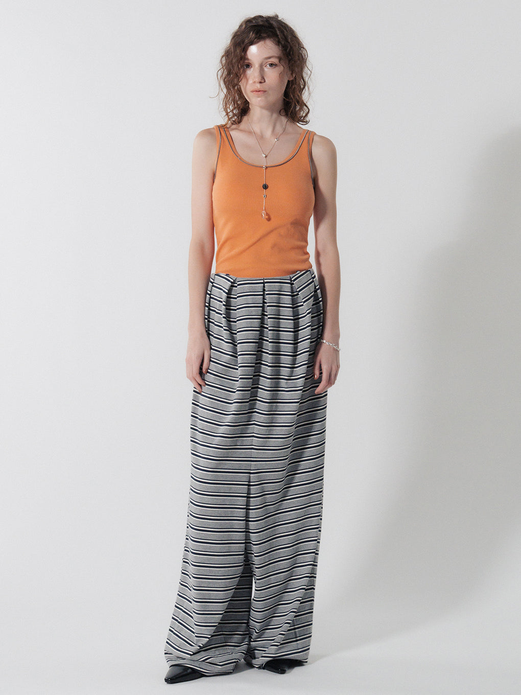 LINE CUP TANK TOP