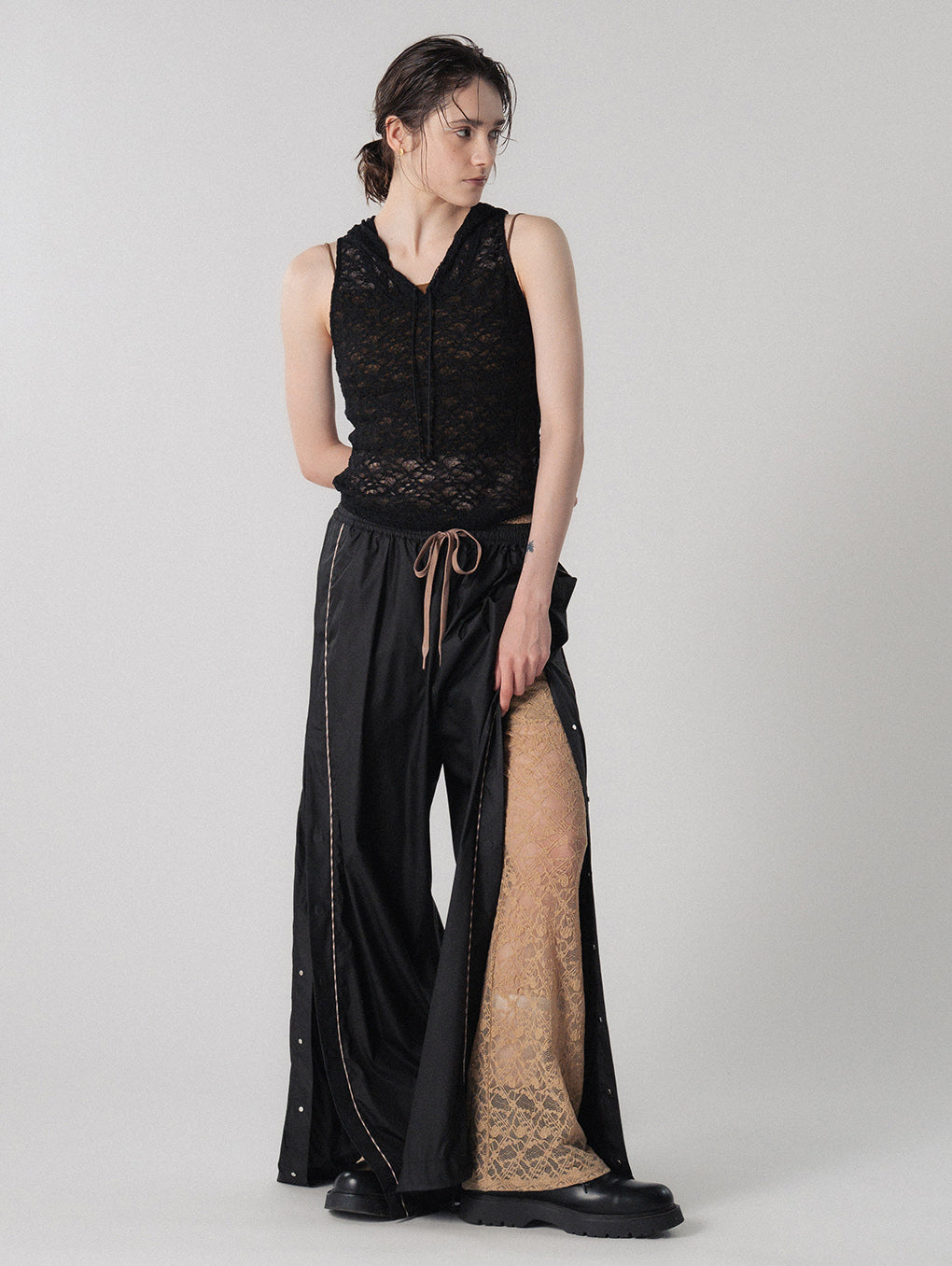 LACE FLARE PANTS