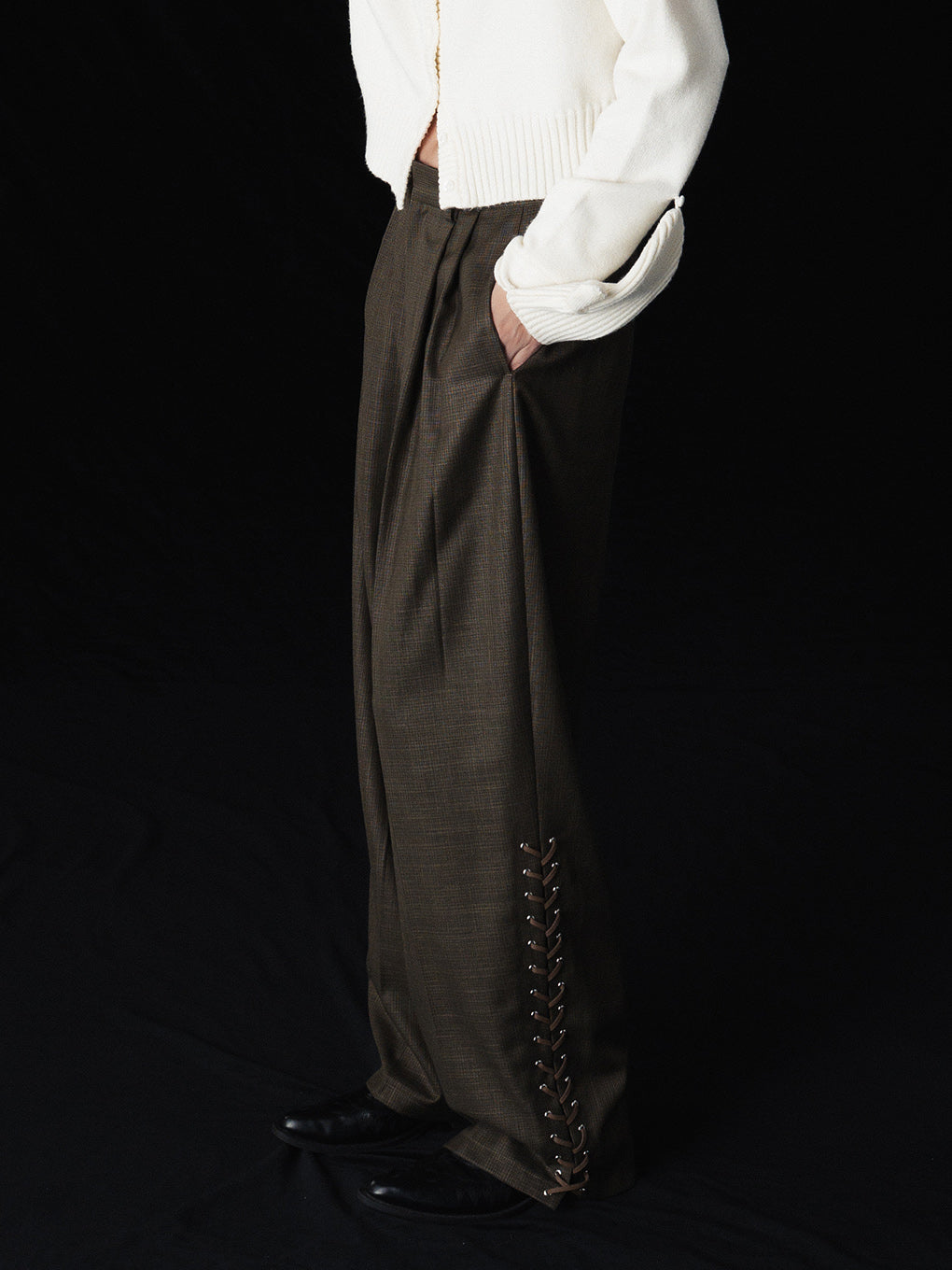 LACE UP BARREL PANTS