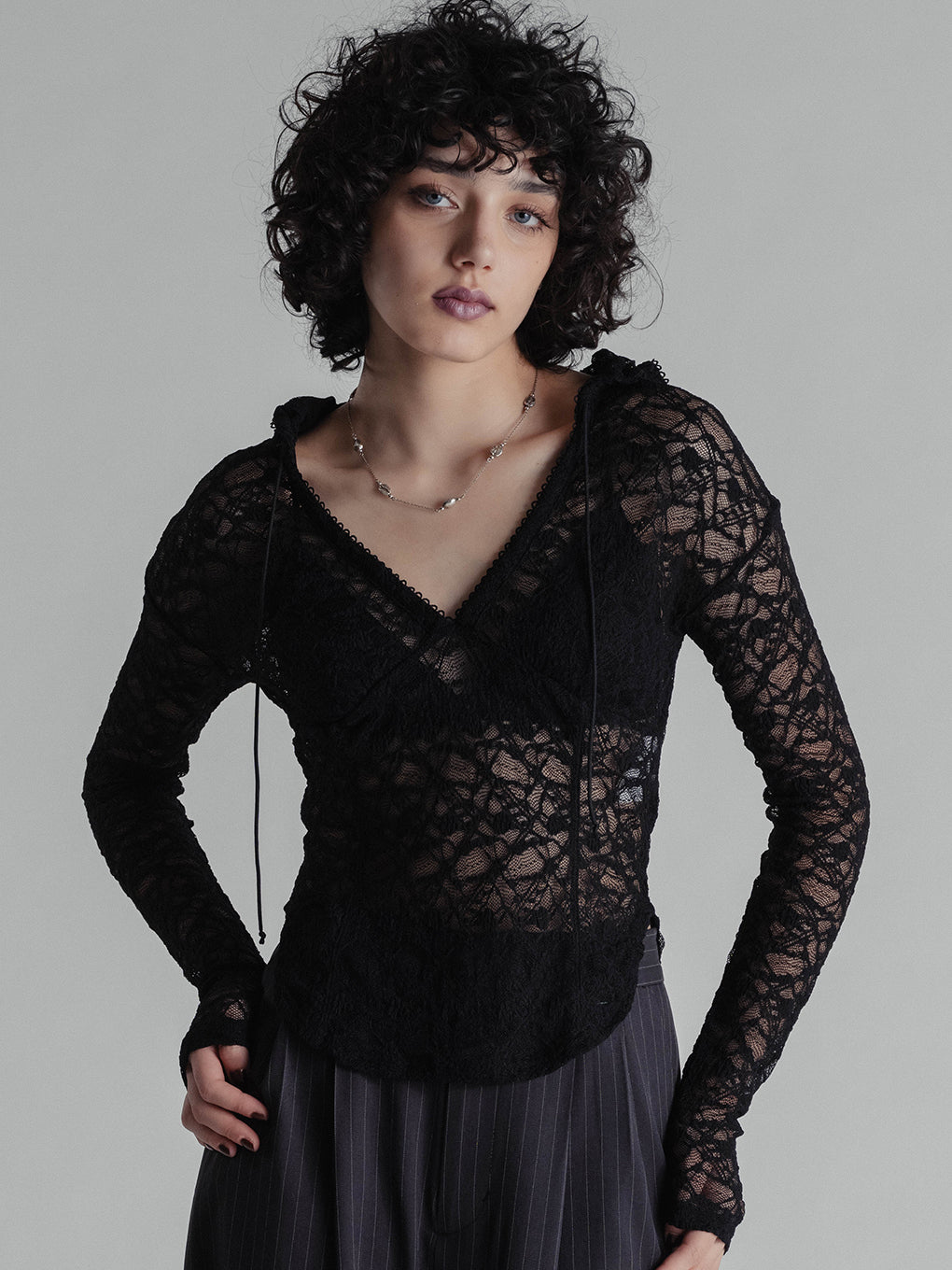 LACE HOODIE TOP