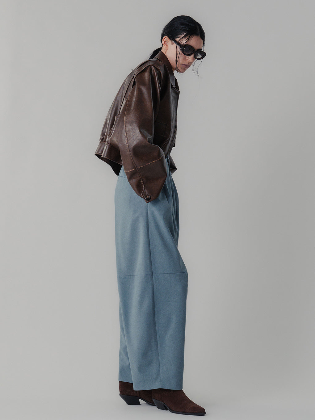 DEEP TUCK BARREL PANTS
