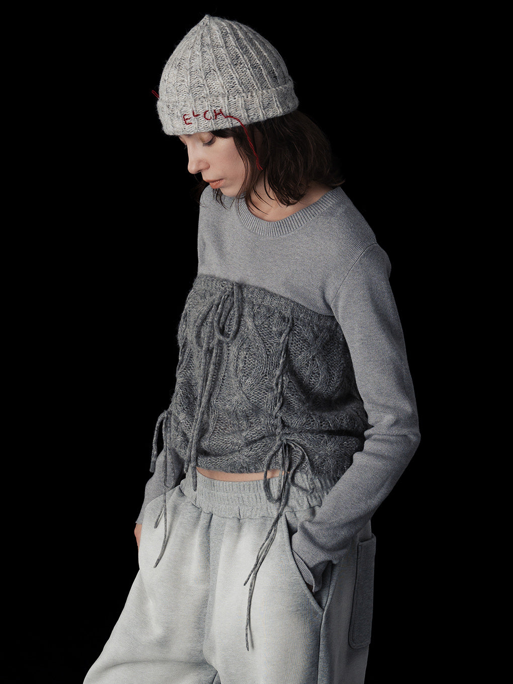 LOOSE CABLE KNIT SKIRT