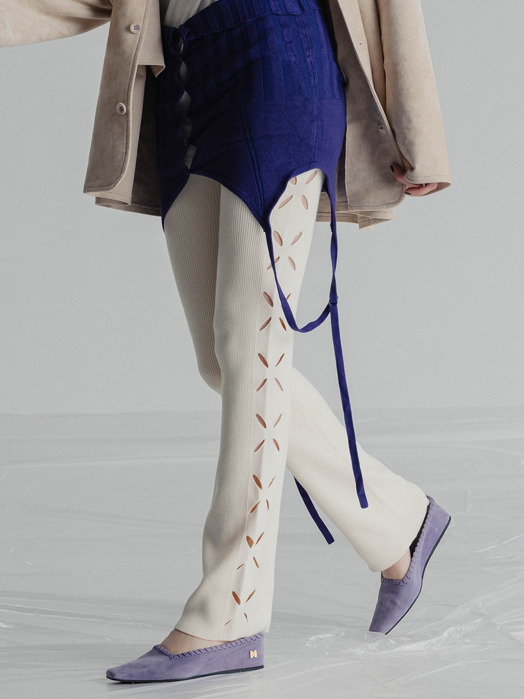 HANA CUTTING KNIT LEGGINGS