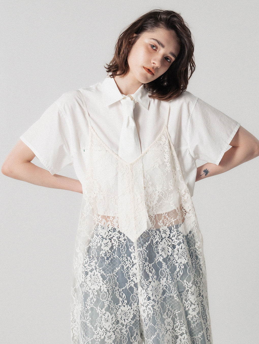 NECKTIE WITH CROPPED SHIRT