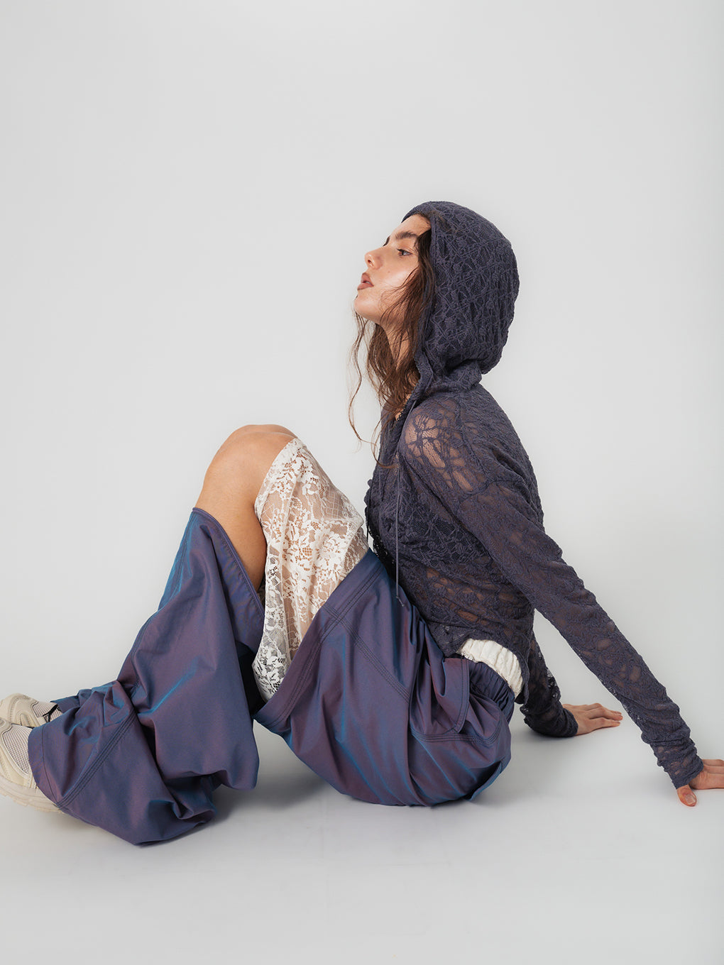 LACE HOODIE TOP