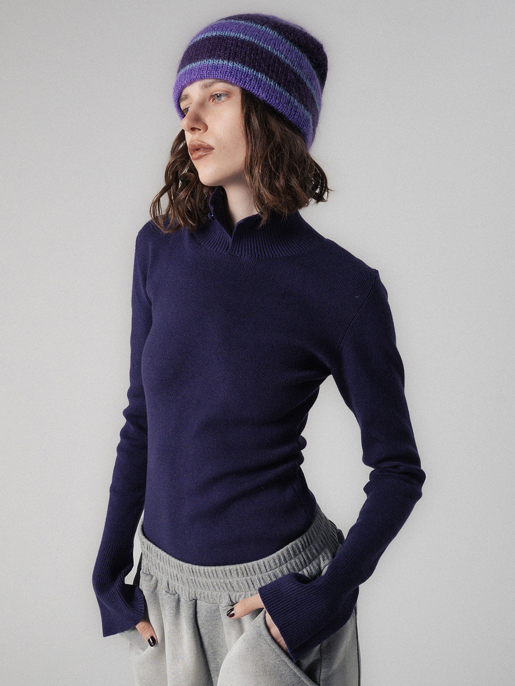 SLIT NECK KNIT TOP